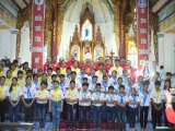 55 em Thiếu nhi Thánh Thể giáo xứ Bùi Hòa lãnh nhận bí tích Thêm Sức