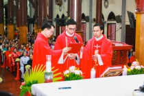 Cha Giuse Nguyễn Thành Công nhận Giáo xứ Liễu...